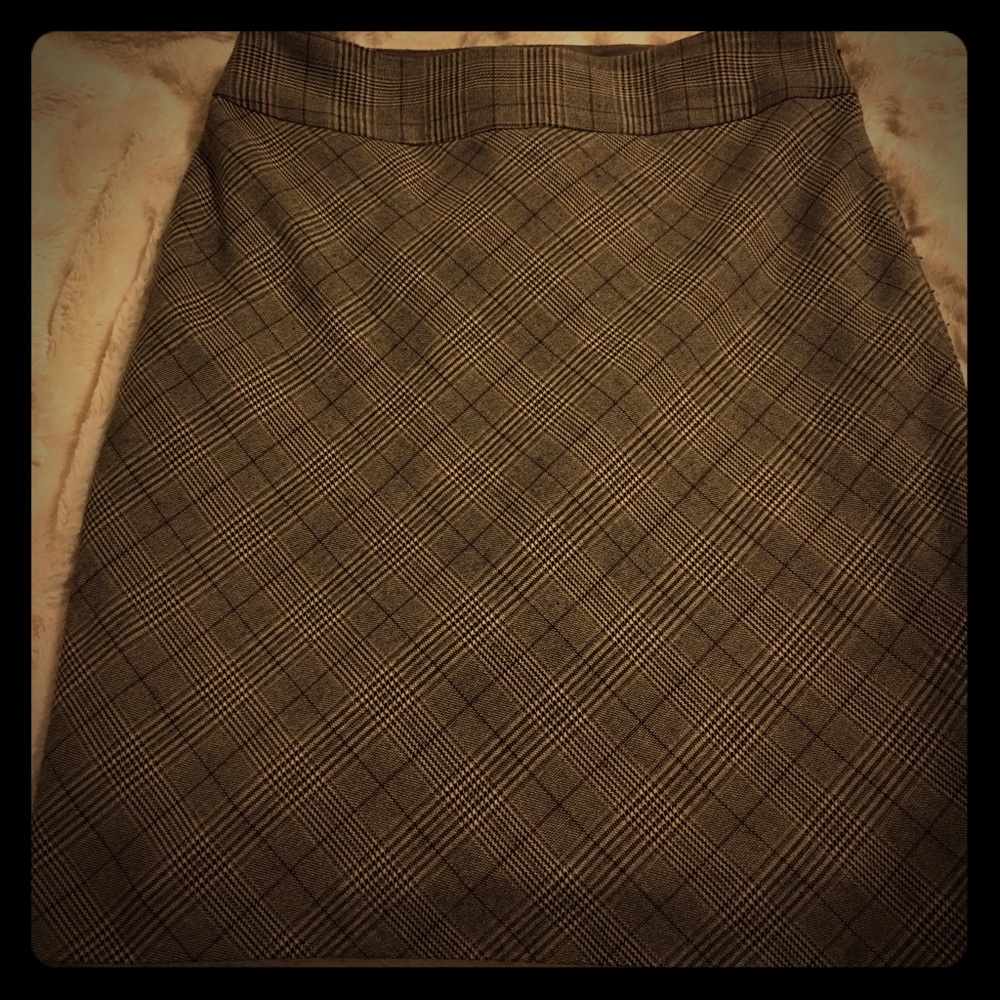 $9 SALE - Plaid Pencil Skirt - 8